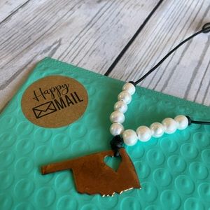 Artisan | NWT artisan crafted Oklahoma ♥️ black leather + pearl necklace